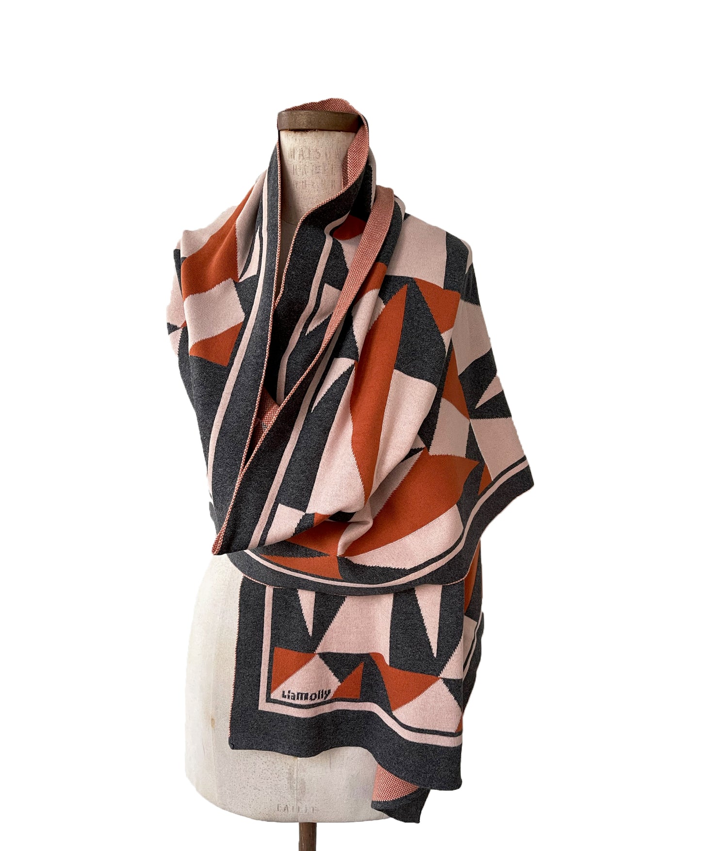 Box Kite Wrap Cinnamon + Charcoal