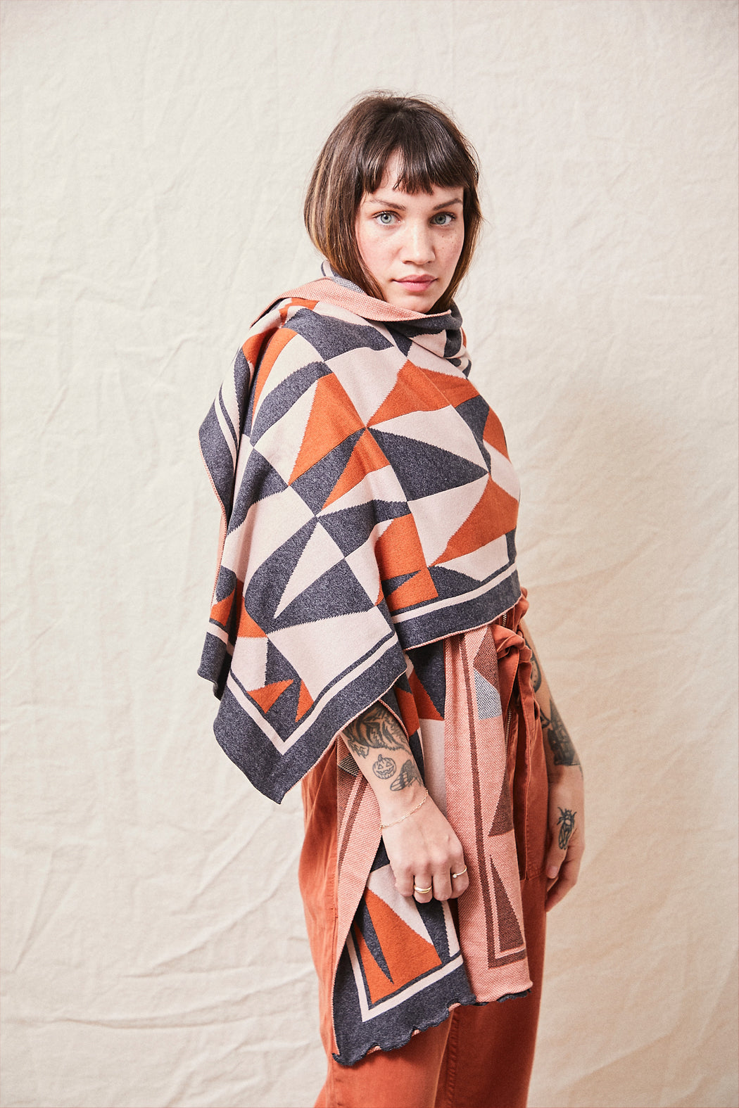 Box Kite Wrap Cinnamon + Charcoal