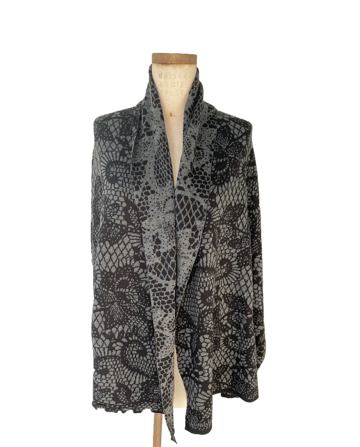 Chantilly Lace wrap